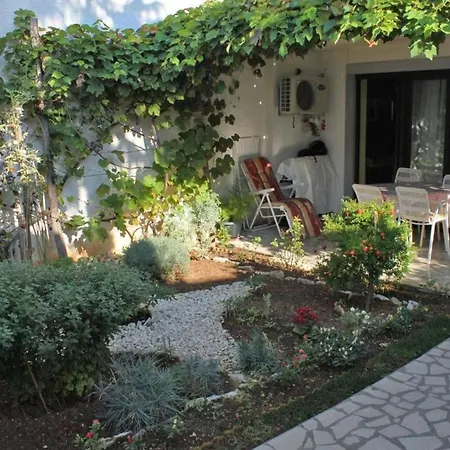 Fuer 4 Personen Ca 35 Qm In Cervar-porat, Istrien Istrische Riviera Apartment *