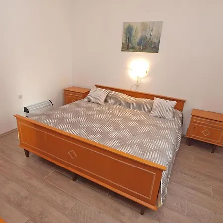 Apartment Fuer 4 Personen Ca 35 Qm In Cervar-porat, Istrien Istrische Riviera *