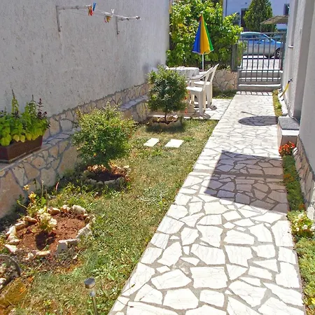 Apartment Fuer 4 Personen Ca 35 Qm In Cervar-porat, Istrien Istrische Riviera